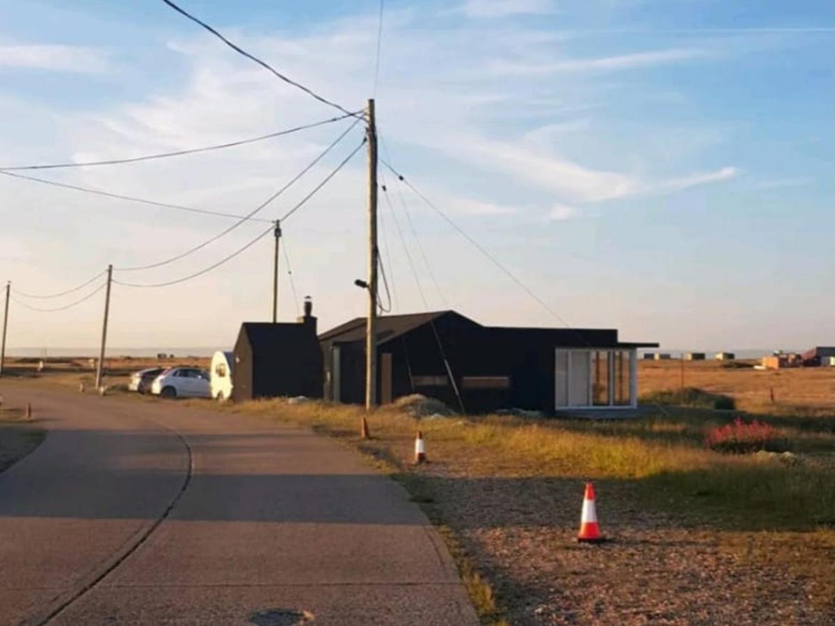 Pass The Keys Fabulous Beach Front Holiday Location Lydd ภายนอก รูปภาพ