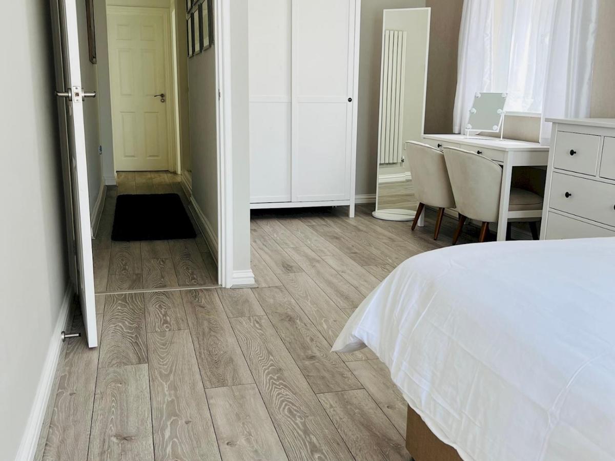 Pass The Keys Fabulous Beach Front Holiday Location Lydd ภายนอก รูปภาพ