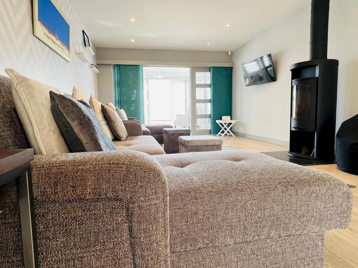Pass The Keys Fabulous Beach Front Holiday Location Lydd ภายนอก รูปภาพ