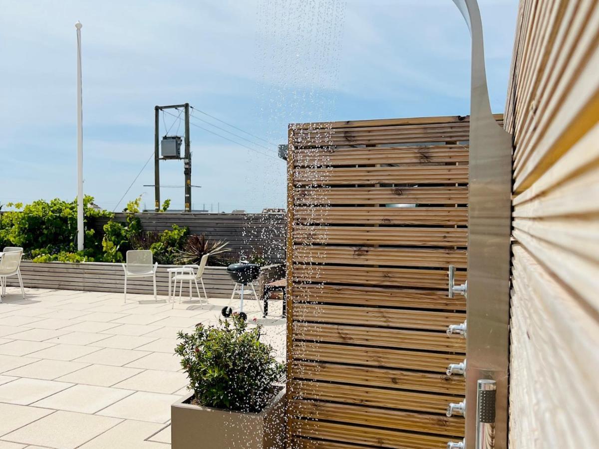Pass The Keys Fabulous Beach Front Holiday Location Lydd ภายนอก รูปภาพ